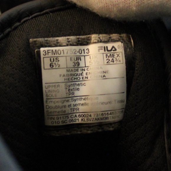 Fila Black and White Striped Hight Top Boy's Sneaker Size 6.5 - Picture 7 of 13